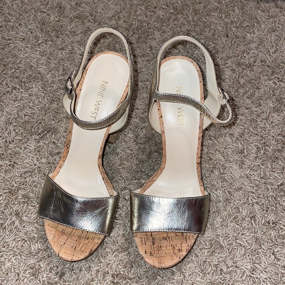 Nine West lightweight heels/wedges